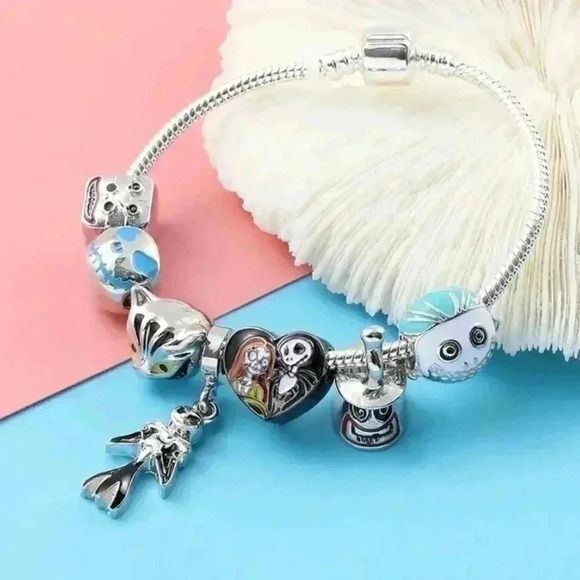 Nightmare B4 Christmas Jack Charm Bracelet - Picture 2 of 2